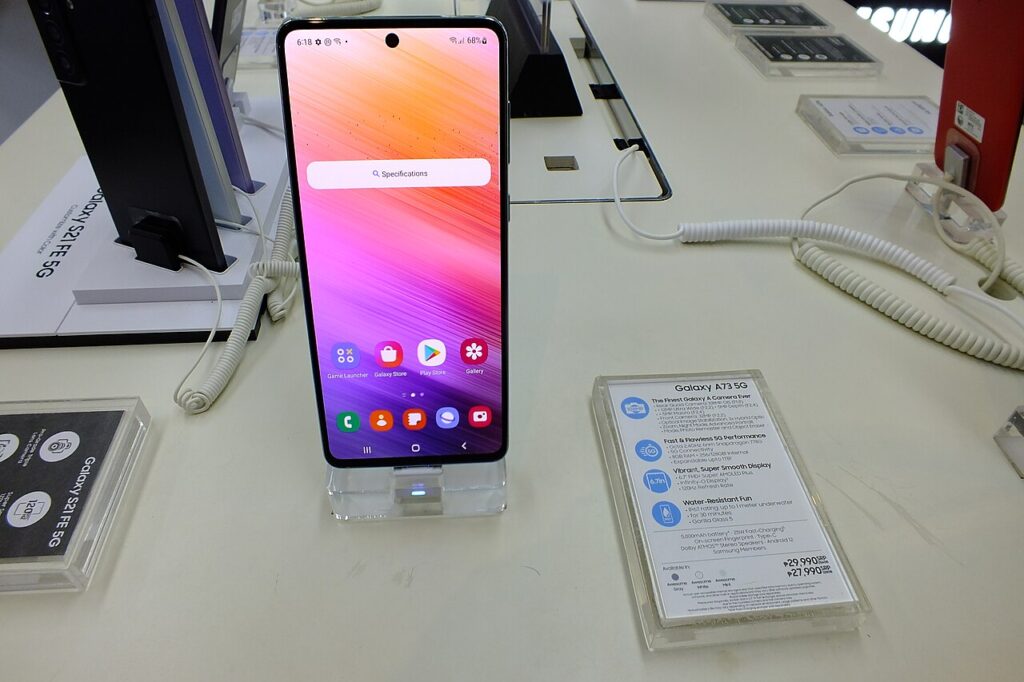 Samsung Galaxy F70 5G: The Best Slim Phone with No Shake Cam